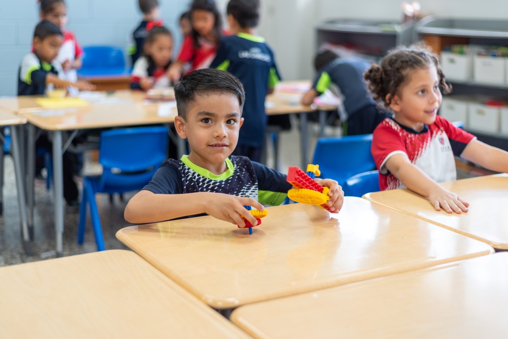Excelencia académica en APDE Las Charcas